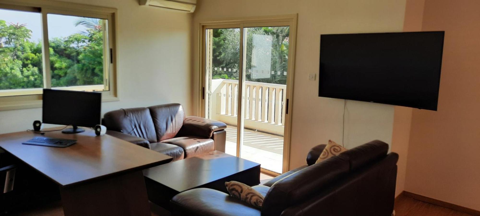 Villa Larnaca Bay Resort Oroklini Extérieur photo